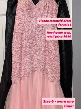 Vienna Prom Pink Mermaid Evening Gown